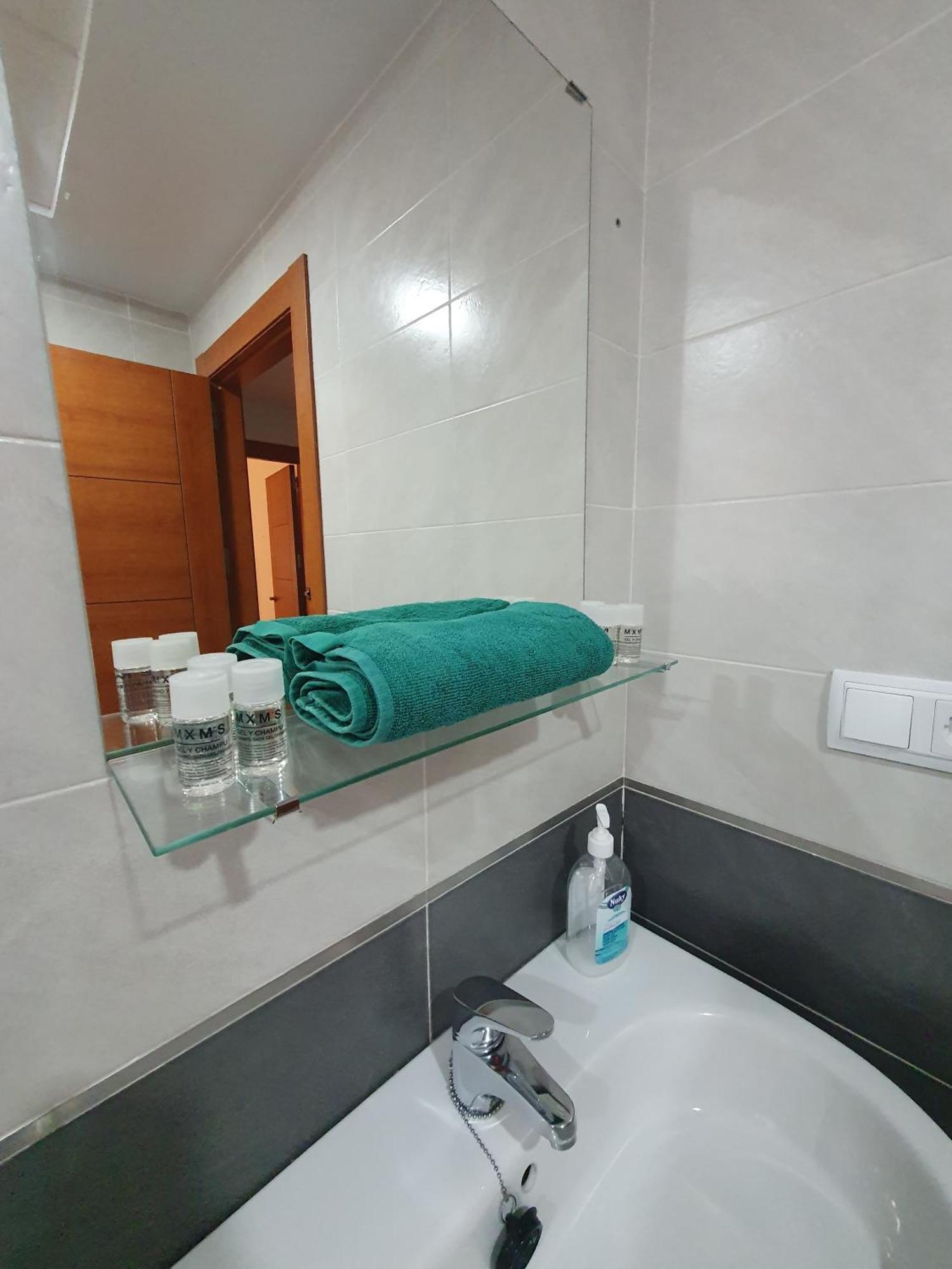 Appartamento Piso Centrico Con Garaje En Hellín Esterno foto