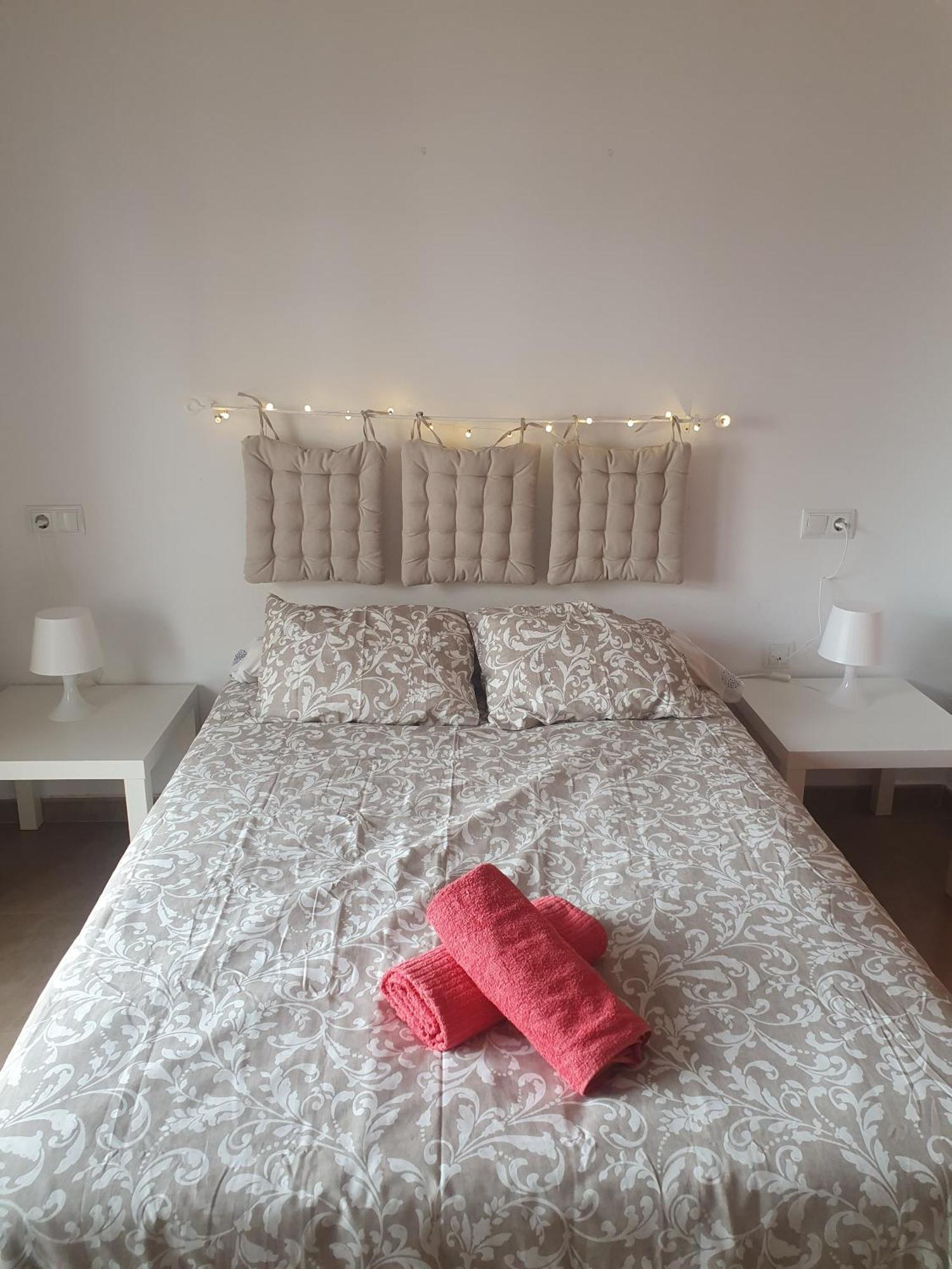 Appartamento Piso Centrico Con Garaje En Hellín Esterno foto